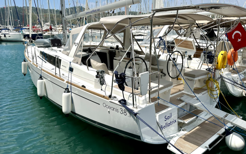 Beneteau Oceanis 38.1