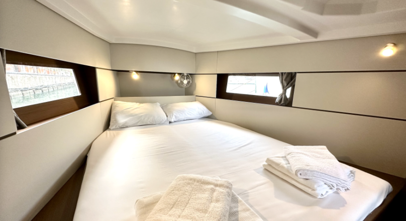 Beneteau Oceanis 38.1